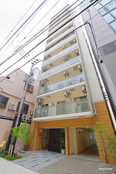 Y&Rino Residence