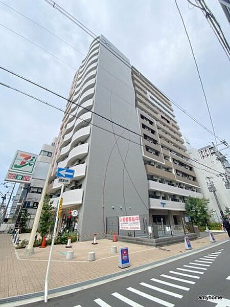 セレニテ心斎橋グランデ