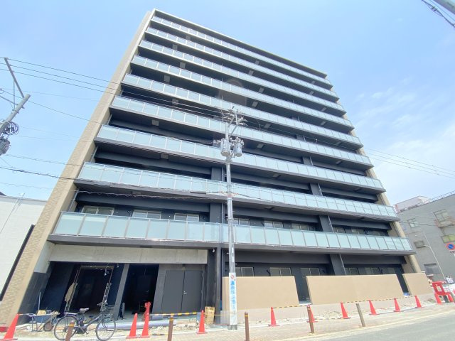 セオリー大阪EAST DOOR