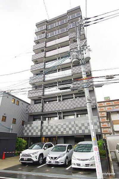 ファステート江坂ランウェイ