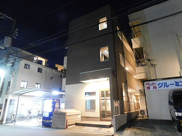 アヴェニール蛍池南町