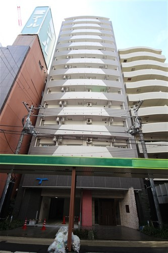 ラシュレエグゼ本町