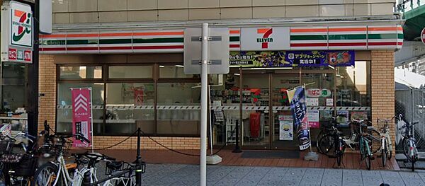 【コンビニエンスストア】セブンイレブン 大阪久太郎町4丁目店まで107ｍ