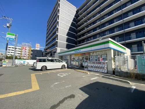 【コンビニエンスストア】ファミリーマート 福島海老江店まで650ｍ