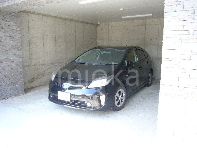 駐車場に車を止められます
