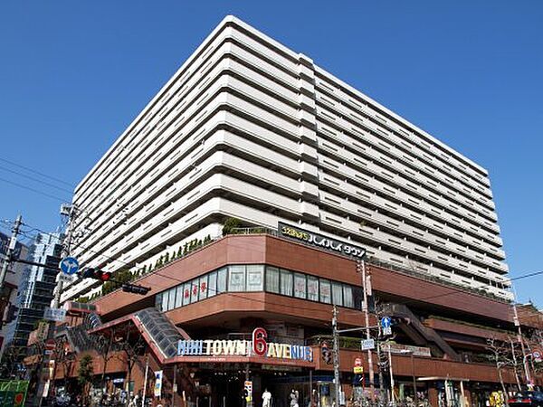 【デパート】上本町ハイハイタウンまで561ｍ