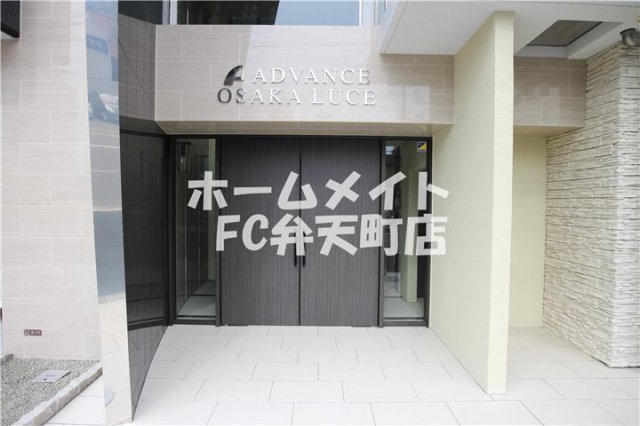 清潔なエントランスです