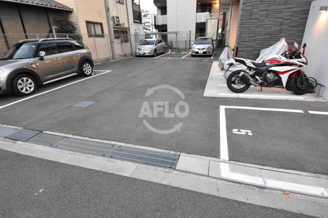 エスリード桜ノ宮レジデンス　駐車場