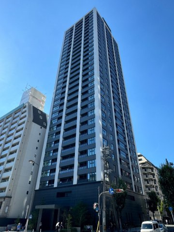 【外観】地上31階建て、総戸数174戸！地下鉄「谷町四丁目」駅徒歩3分の制振構造タワーマンション！