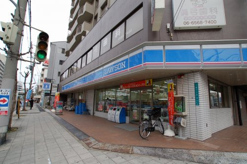 【コンビニエンスストア】ローソン 桜川二丁目まで534ｍ