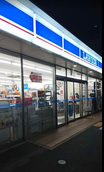 【コンビニエンスストア】ローソン 大開三丁目店まで503ｍ