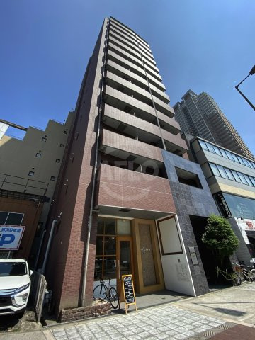 アクアプレイス南堀江　開放的なロビー