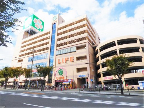 【スーパー】ライフ 今里店まで323ｍ